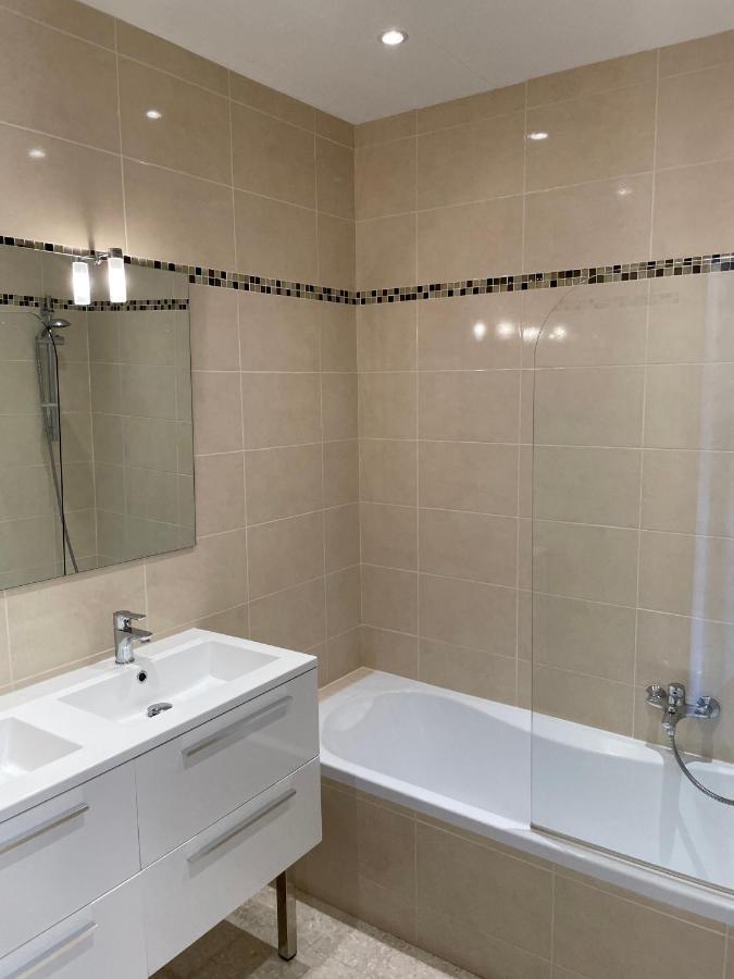 Appartement Spacieux Au Calme A Niza Exterior foto